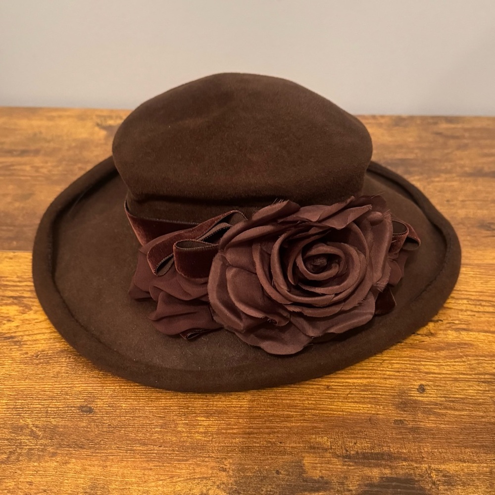 Vintage Ann Vuille 1980s Brown Felt Hat Velvet Band Large Rosette Flower